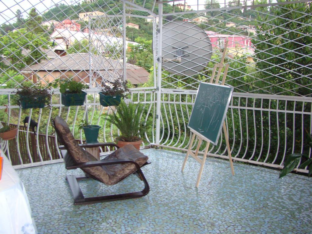 Guest House Temuri 바투미 외부 사진
