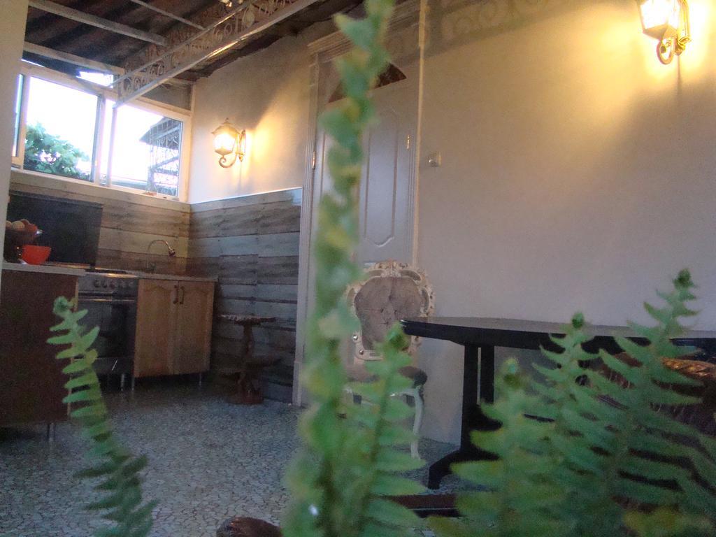 Guest House Temuri 바투미 외부 사진