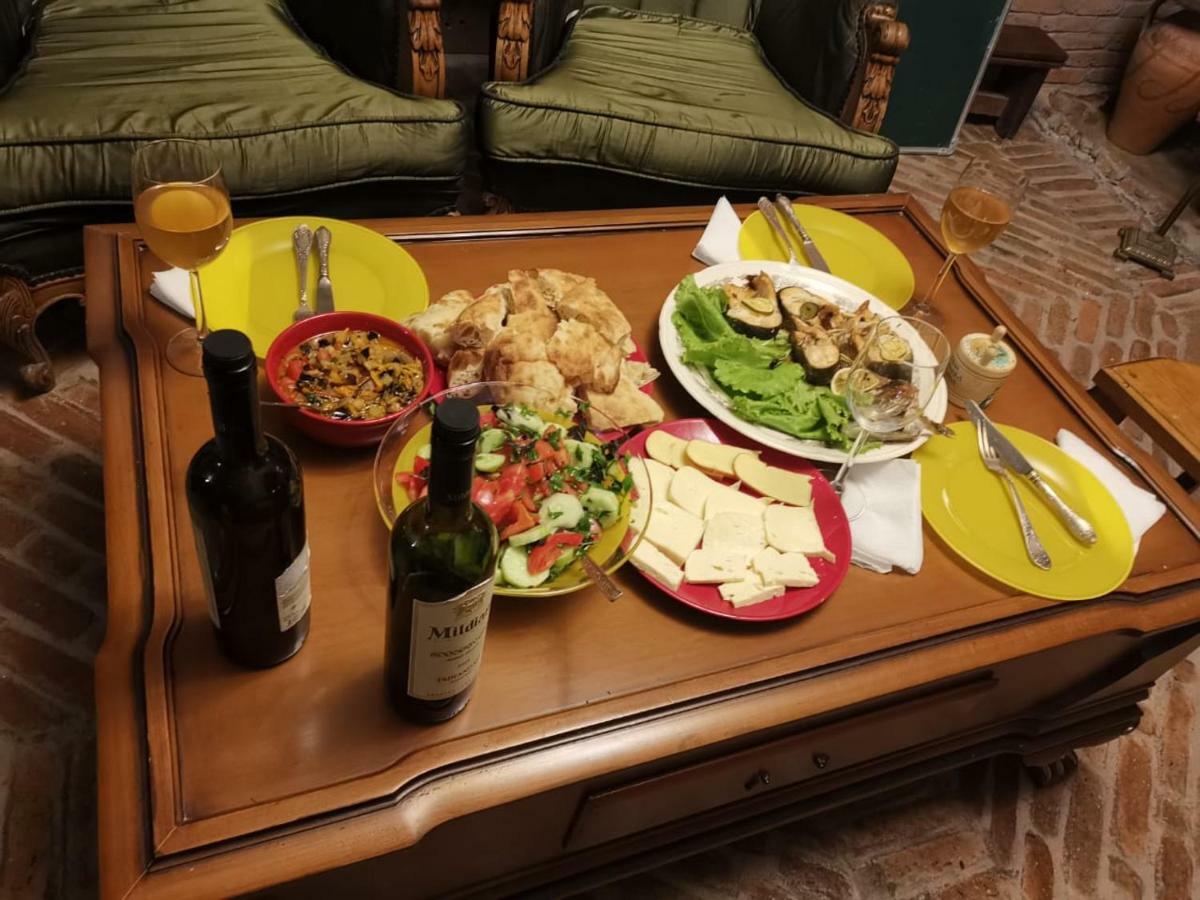 Guest House Temuri 바투미 외부 사진